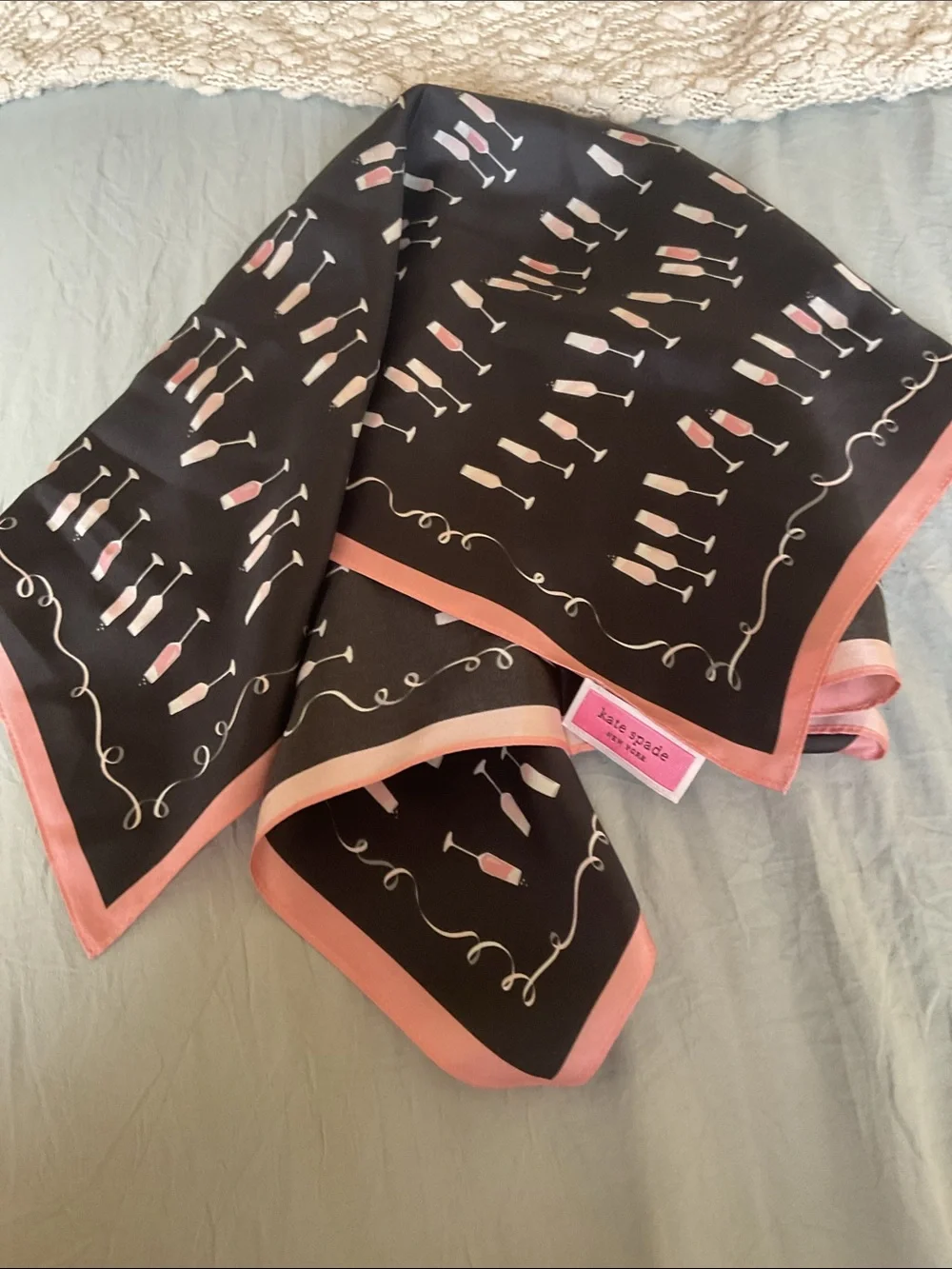 Kate Spade champagne Scarf EUC - Picture 5 of 7